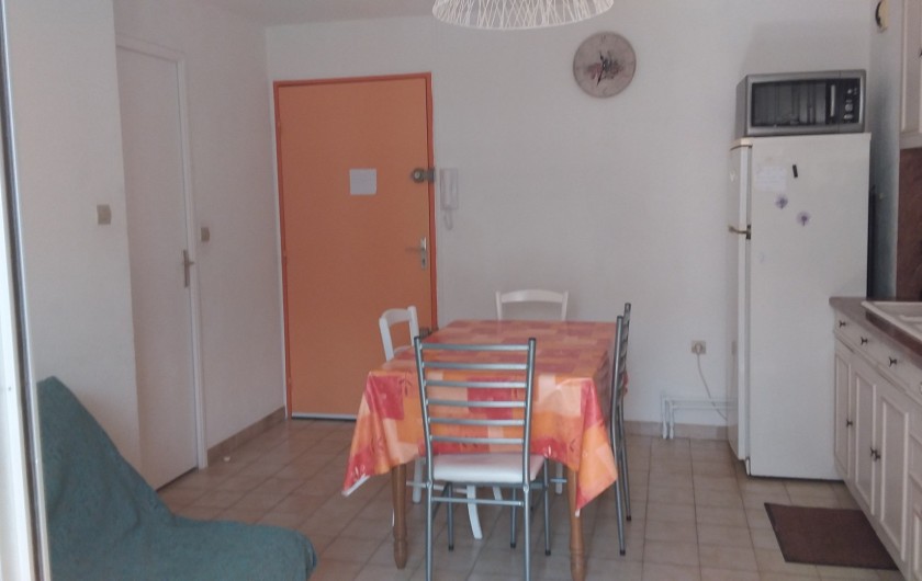 Location de vacances - Appartement à Sète - cuisine-salon