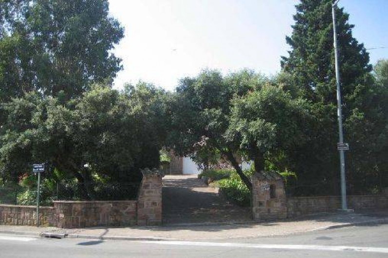 Location de vacances - Appartement à Saint-Aygulf - Entrée du parc