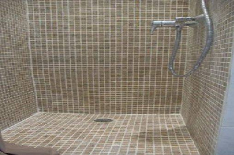 Location de vacances - Appartement à Cannes - Salle de bain 