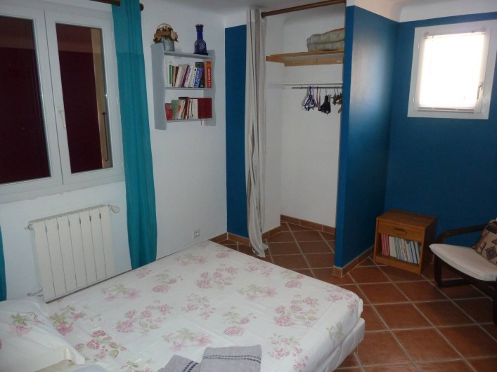 Location de vacances - Villa à Pélissanne - chambre est Lit 140