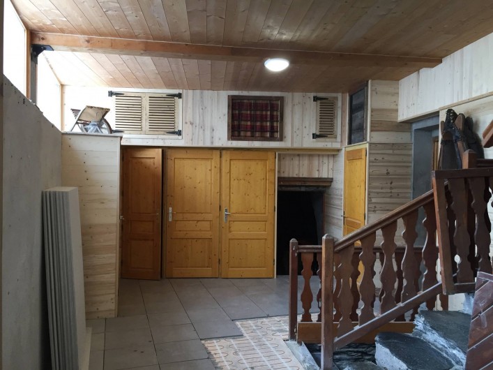 Location de vacances - Appartement à Sainte-Foy-Tarentaise - Cour intérieure du chalet PELLENARD