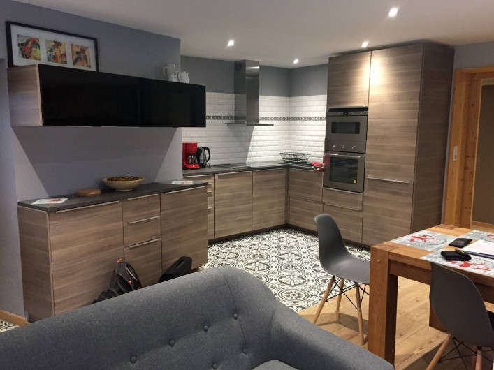 Location de vacances - Appartement à Sainte-Foy-Tarentaise - Cuisine équipée