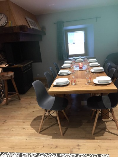 Location de vacances - Appartement à Sainte-Foy-Tarentaise - Coin repas