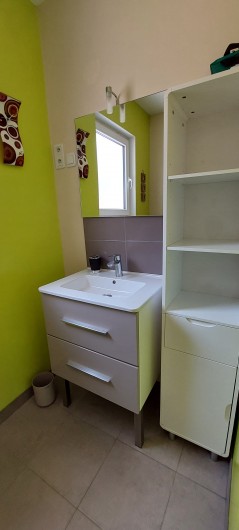 Location de vacances - Villa à Joyeuse - Salle d'eau