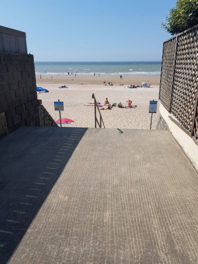 Location de vacances - Appartement à Blonville-sur-Mer - Chemin d'accès à la plage