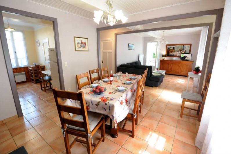 Location de vacances - Gîte à Rigarda - les pièces à vivre