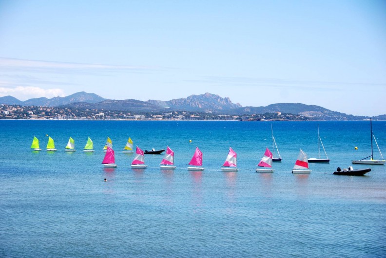 Location de vacances - Appartement à Saint-Aygulf - Des petits bateaux de l'école
