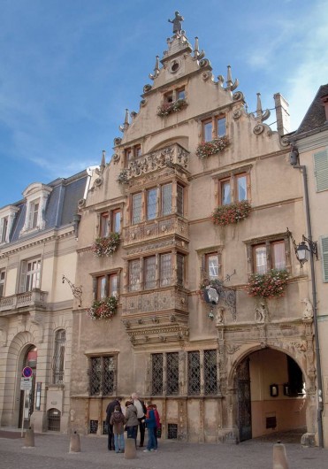 Location de vacances - Appartement à Colmar - La maison des Têtes