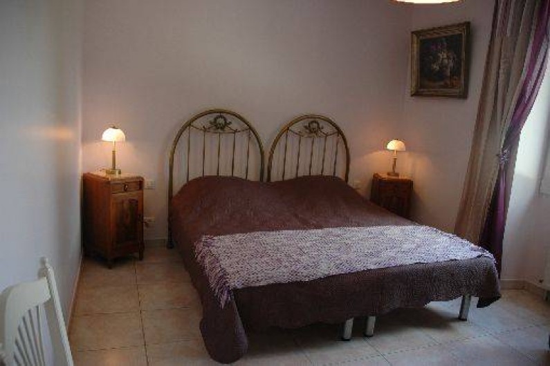 Location de vacances - Gîte à Badefols-sur-Dordogne - Chambre n°1 de LA  LONGERE