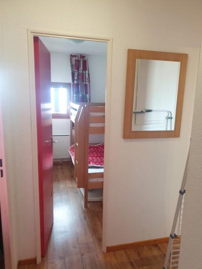 Location de vacances - Appartement à Valmeinier 1800 - chambre Montagne