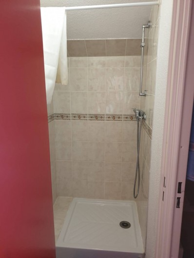Location de vacances - Appartement à Valmeinier 1800 - Salle de douche