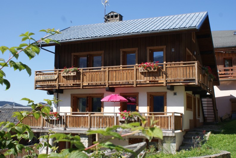 Location de vacances - Appartement à Méribel - Fougères - Façade Sud