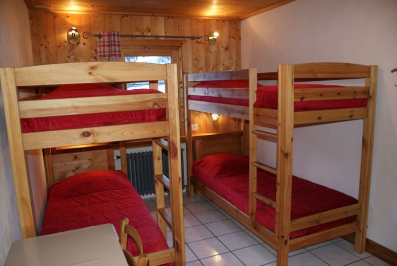 Location de vacances - Appartement à Méribel - Fougères 1 - Chambre 4 lits
