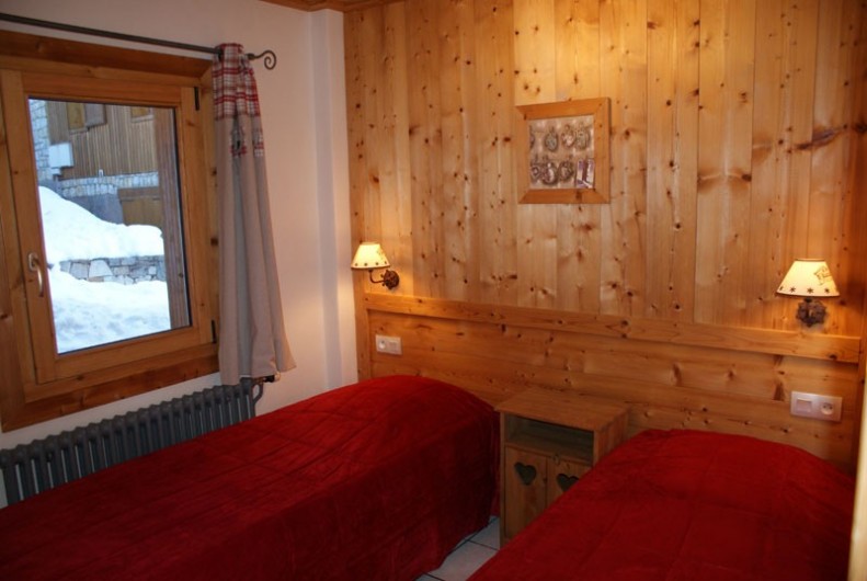 Location de vacances - Appartement à Méribel - Fougères 1 - Chambre 2 lits simples