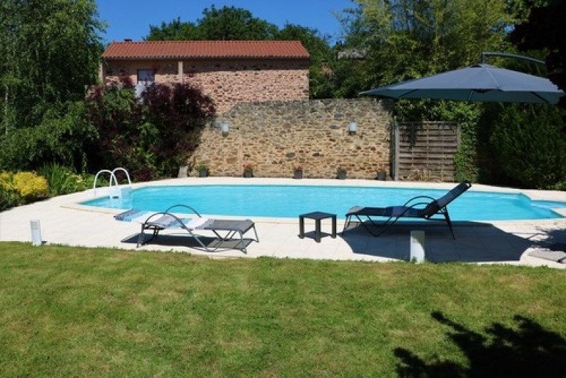 Location de vacances - Gîte à Villefranche-de-Rouergue - Piscine