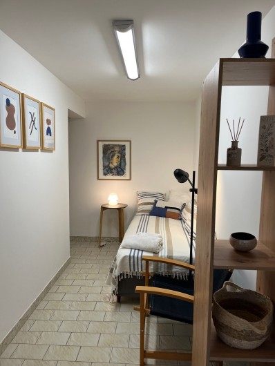 Location de vacances - Villa à Peymeinade - petit salon rez-de -jardin