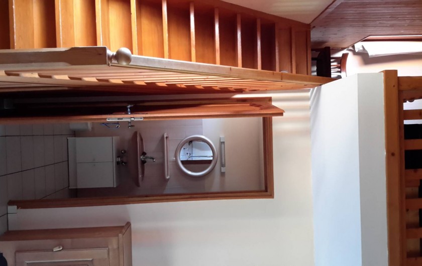 Location de vacances - Chalet à Taninges - MONT-CALY N°1 Salle de bain (toilettes à l'intérieur)