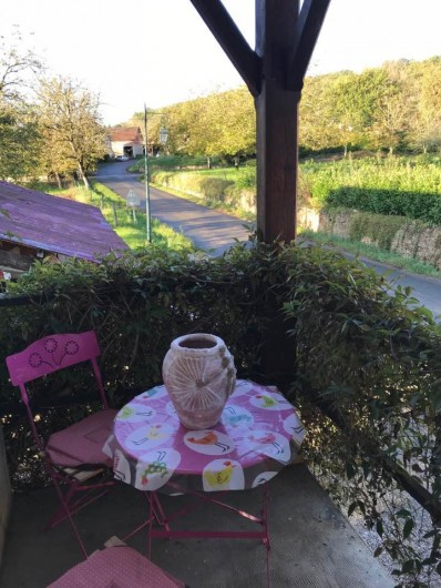 Location de vacances - Appartement à Liourdres - petite terrasse