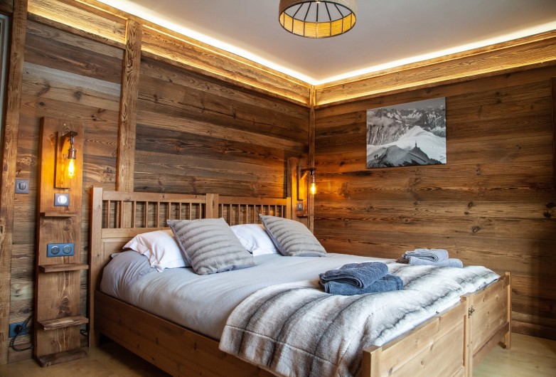 Location de vacances - Chambre d'hôtes à Les Gets - Toutes les chambres ont une salle de bain ensuite