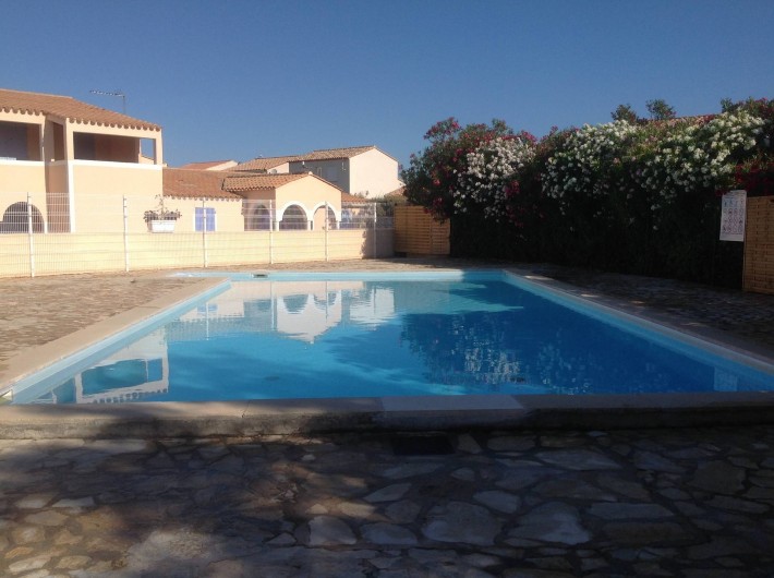 Location de vacances - Appartement à Le Barcarès - piscine