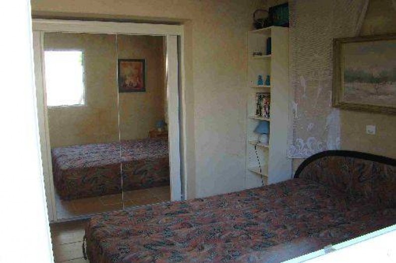 Location de vacances - Appartement à Cavalaire-sur-Mer - Chambre appartement azur