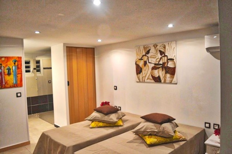 Location de vacances - Villa à Saint-François - Chambre 2 climatisée avec Lit 180 ou 2x90cm
