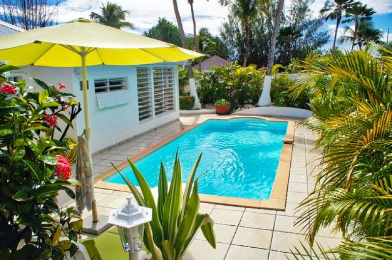 Location de vacances - Villa à Saint-François - Terrasse et piscine