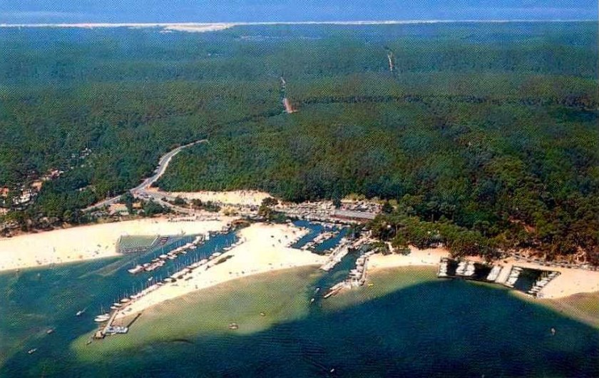 Location de vacances - Villa à Biscarrosse Plage - Lac de Caseaux et port Maguide, à l'horizont l'o´cean Atlantique