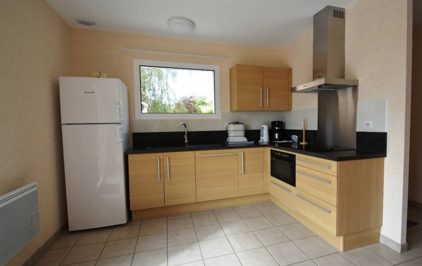 Location de vacances - Gîte à Cublac - Cuisine moderne très bien équipée