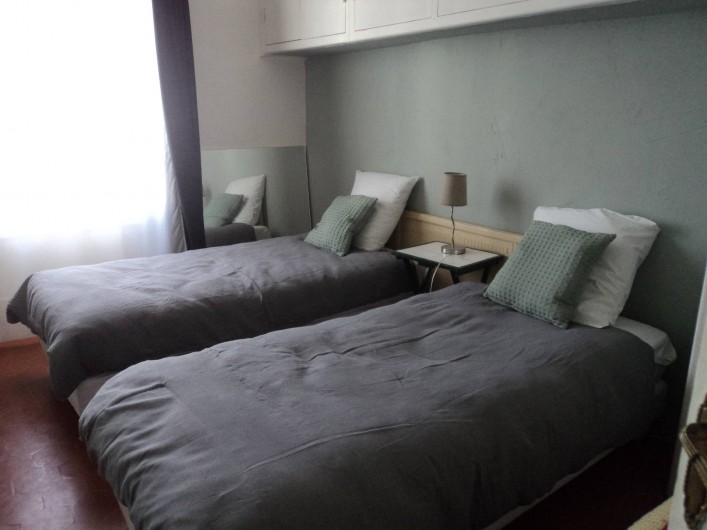 Location de vacances - Maison - Villa à Saint-Laurent-de-la-Salanque - Chambre: 2 lit en 90cm ou un grand lit de 180cm