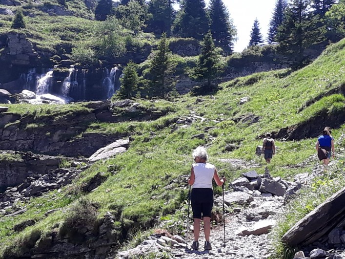 Location de vacances - Appartement à Samoëns - Balade col de Sales