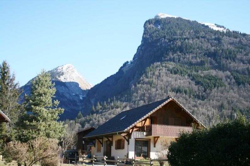 Location de vacances - Appartement à Samoëns - Vue de la terrasse