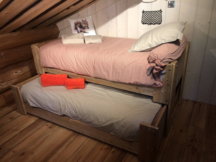 Location de vacances - Chalet à Bolquère - Le Grenier, ses lits gigognes