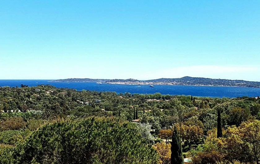 Location de vacances - Appartement à Grimaud - Vue terrasse