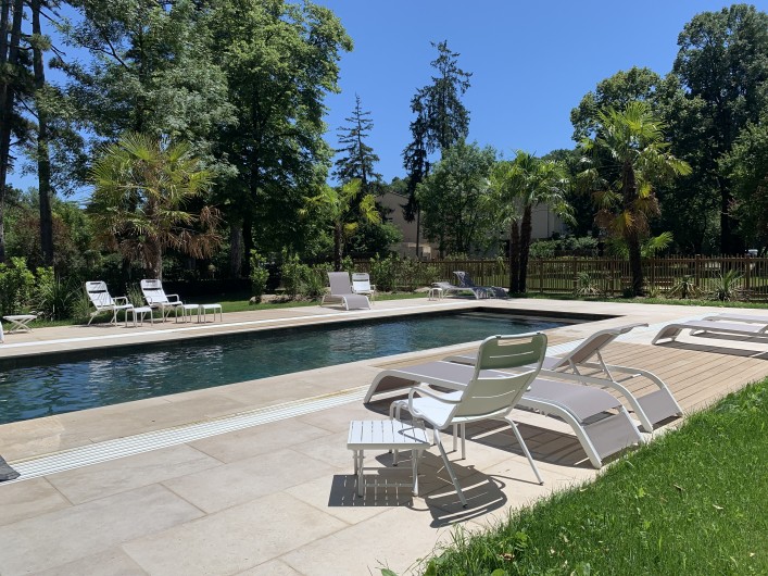 Location de vacances - Gîte à Saint-Affrique - piscine en pierre naturelle, chauffée