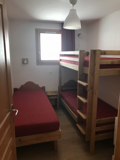 Location de vacances - Appartement à Les Menuires - Chambre 2