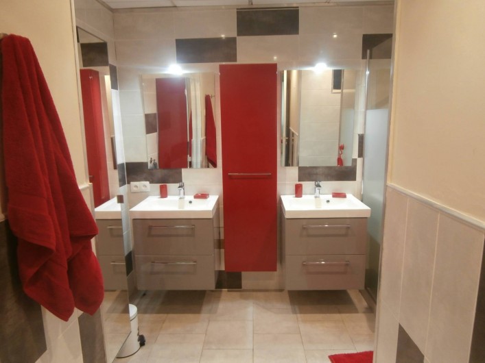 Location de vacances - Villa à Saint-Gilles les Bains - les doubles vasques