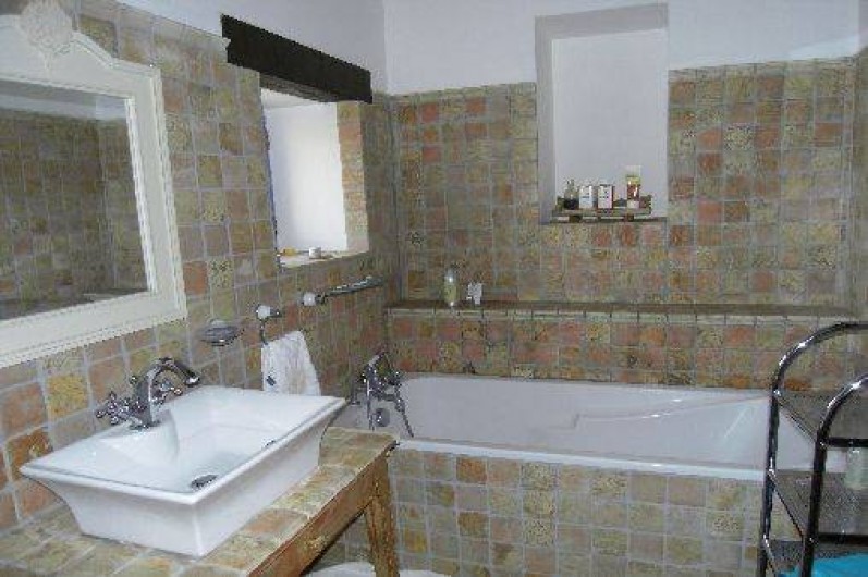 Location de vacances - Villa à Saint-Julien-de-Peyrolas