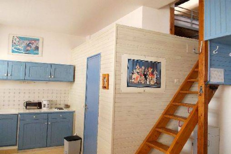 Location de vacances - Studio à Bandol - vers la mezzanine