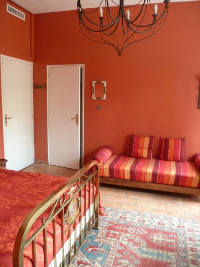 Location de vacances - Villa à Marseille - La chambre Riou de plein pied