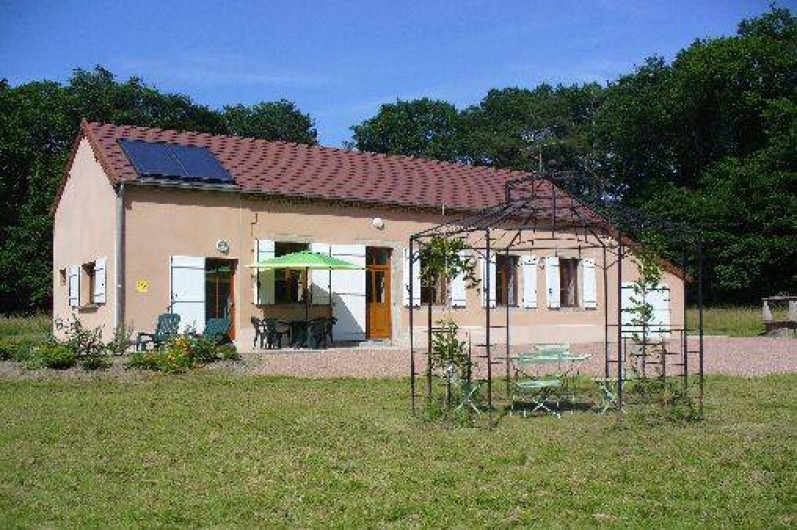 Location de vacances - Gîte à Montambert