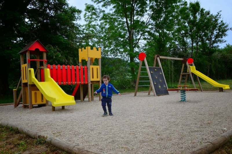 Location de vacances - Gîte à Chantraines - Aire de jeux à 200 mètres du gîte