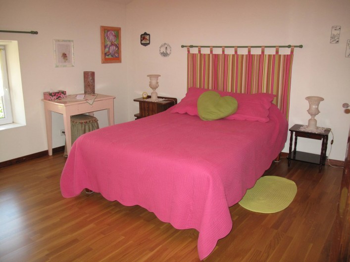 Location de vacances - Gîte à Lapalud - chambre parents