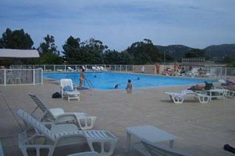Location de vacances - Studio à Porto-Vecchio - CENTRE DE SPORT
