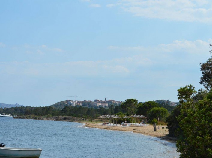 Location de vacances - Studio à Porto-Vecchio - PLAGE ET VUE VIEILLE VILLE