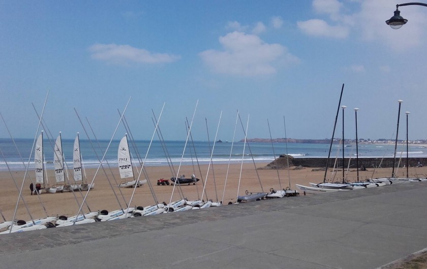 Location de vacances - Studio à Saint-Malo - plge de la Hoguette (surf school)