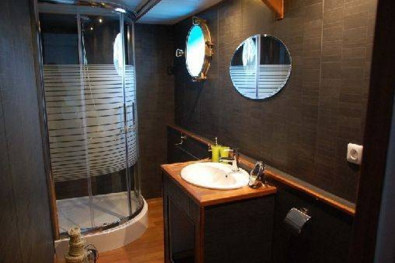 Location de vacances - Péniche à Maconge