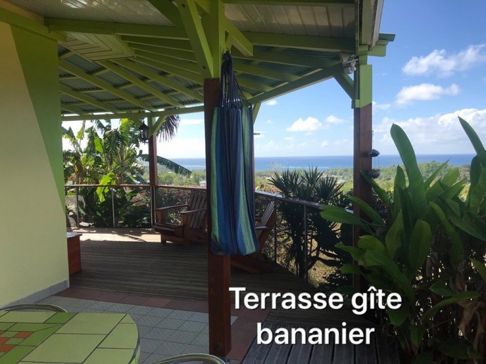 Location de vacances - Gîte à Sainte-Anne - gite bananier 2 a 4 pers une chambre  et dans l espace salon canape lit
