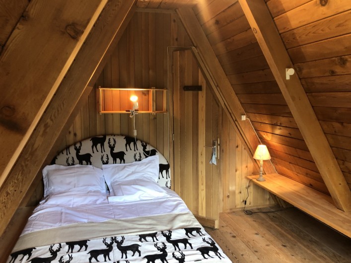 Location de vacances - Chalet à Allos - CHAMBRE PANORAMIQUE ETAGE