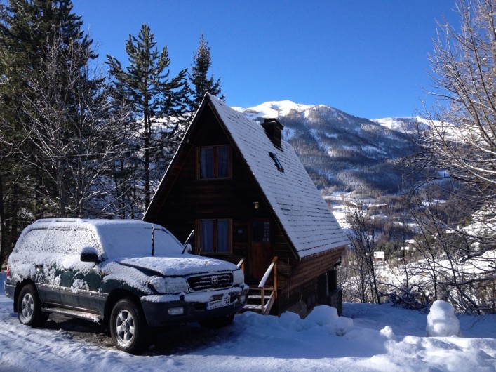 Location de vacances - Chalet à Allos - LE CHALET EN HIVER